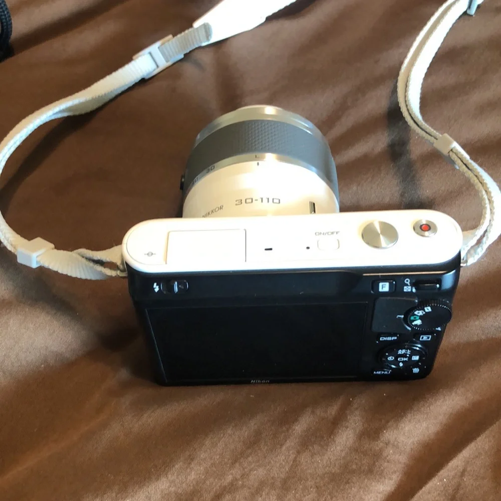 📸NIKON 1 Digital camera📸
